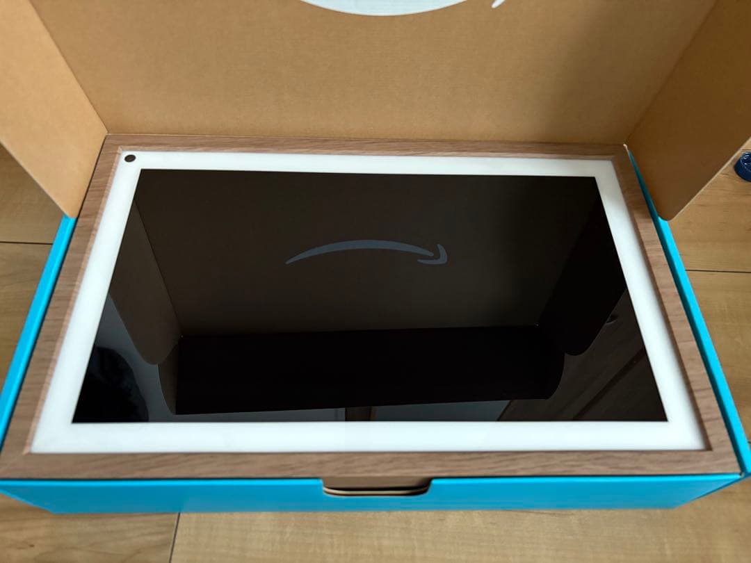 Echo Show 15 スマートTV 壁掛け用取り付け金具付　別売枠付き　美品