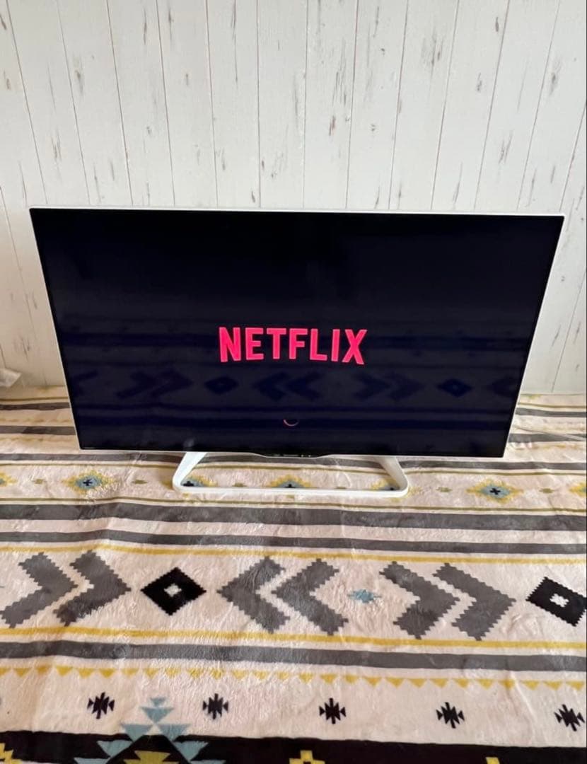 シャープ 40V型液晶テレビ AQUOS LC-40W35、HDMIケーブル付き