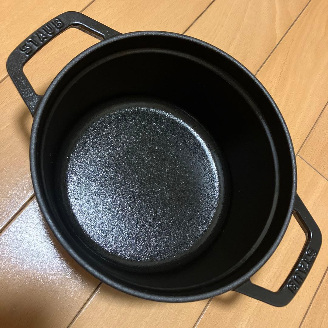 ストウブ STAUB ピコ ココット ラウンド 16cm ブラック 黒 IH対応