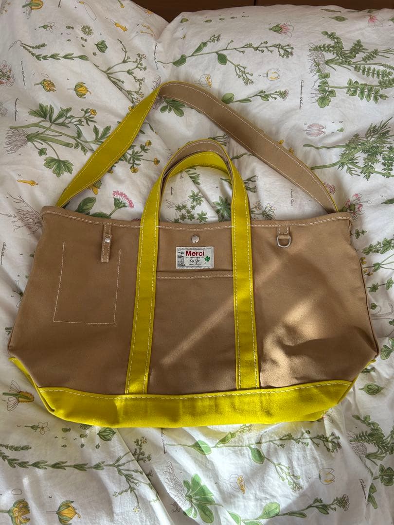 Merci メルシーキャンパストートバックLサイズイエロー/ベージュ