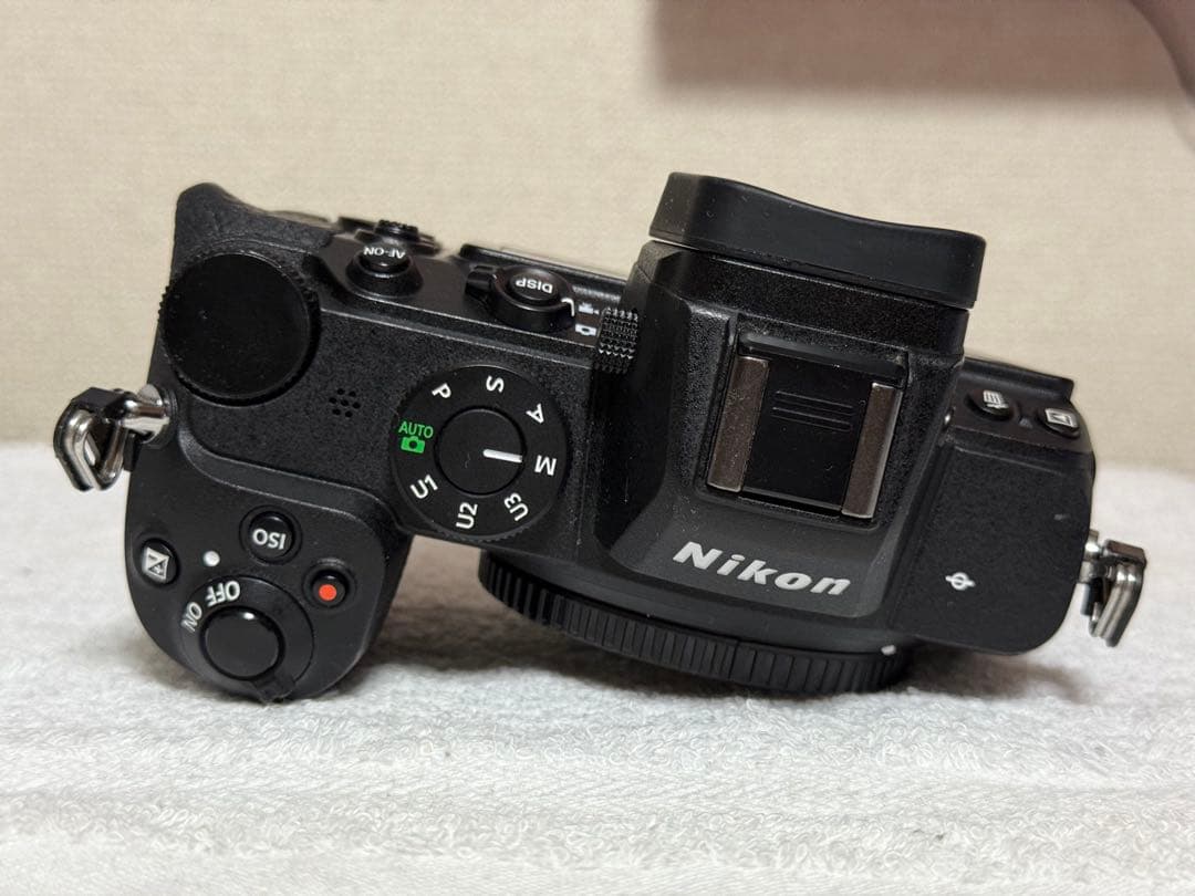 Nikon Z5 ボディ【SDカード、L字プレート付】