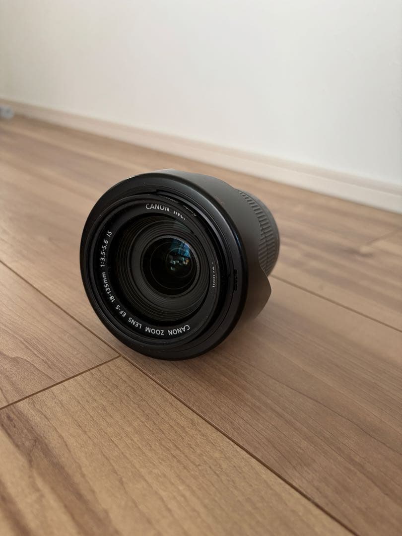 Canon EF-S 18-135mm ズームレンズ