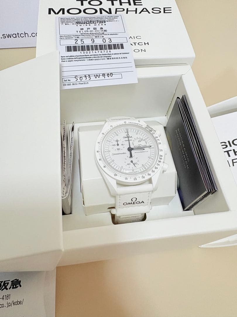 スウォッチ　スヌーピー MISSION TO THE MOONPHASE白黒