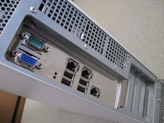 美品☆三菱 サーバー Xeon E3-1220 4GB HDD×2 Win10