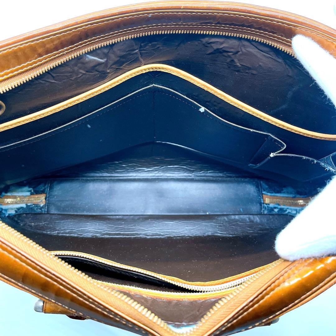 レア品　LOUIS VUITTON ヴェルニ ヴァンダム レザー ビジネスバッグ