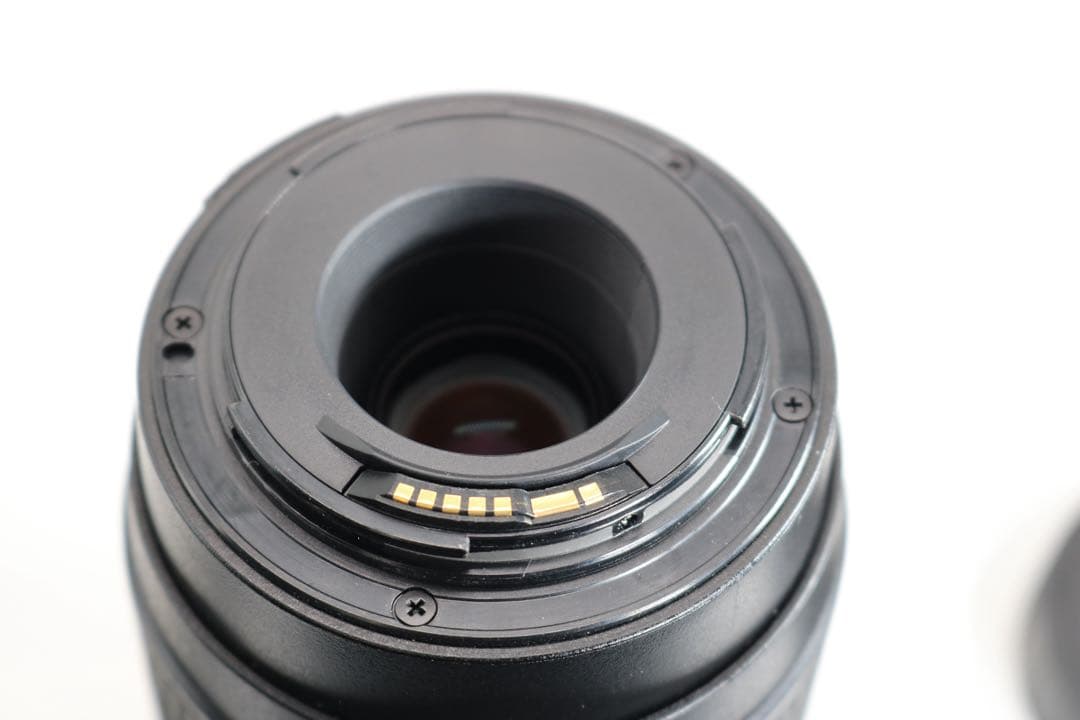 超美品　【Canon用　TAMRON　AF 70-300mm】 EFマウント