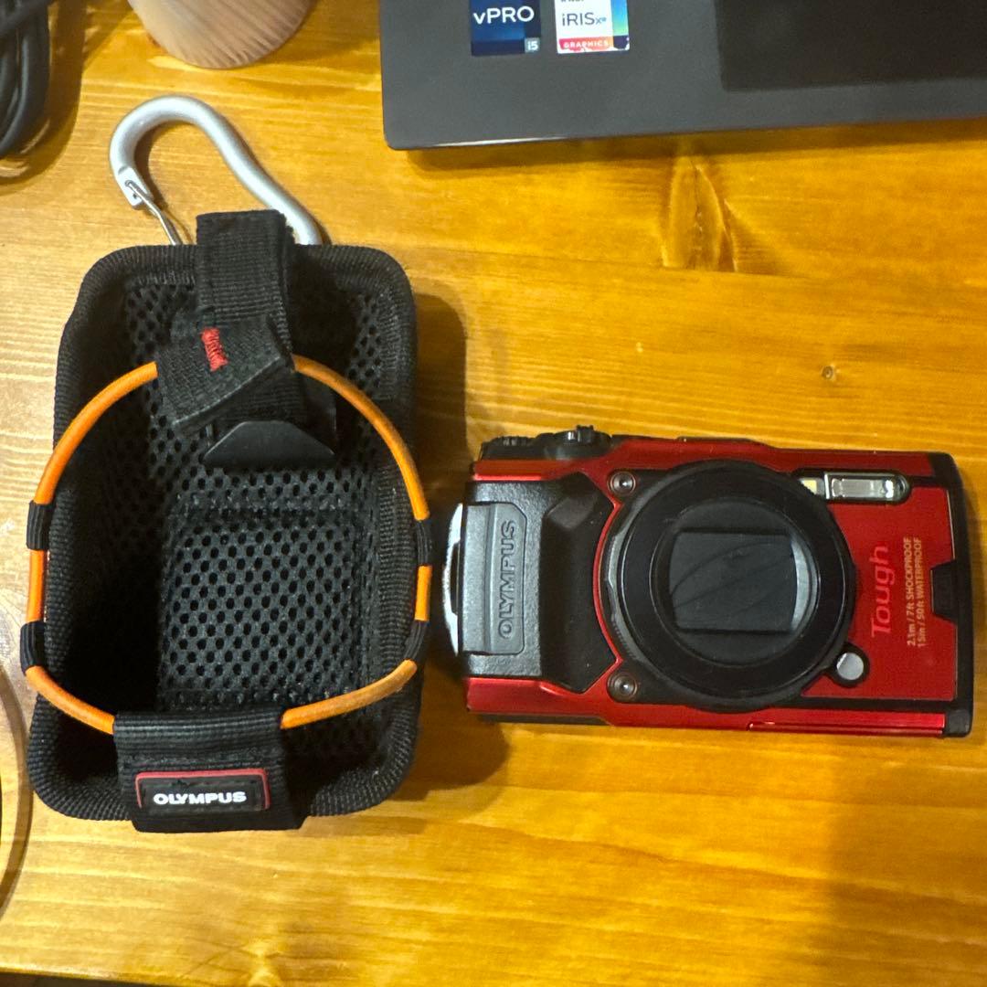 美品 Olympus Tough TG-6 4K レッド