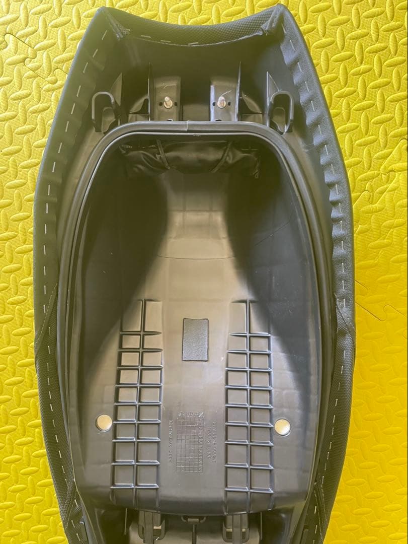 pcx160 2025年モデル　純正シート　バイク