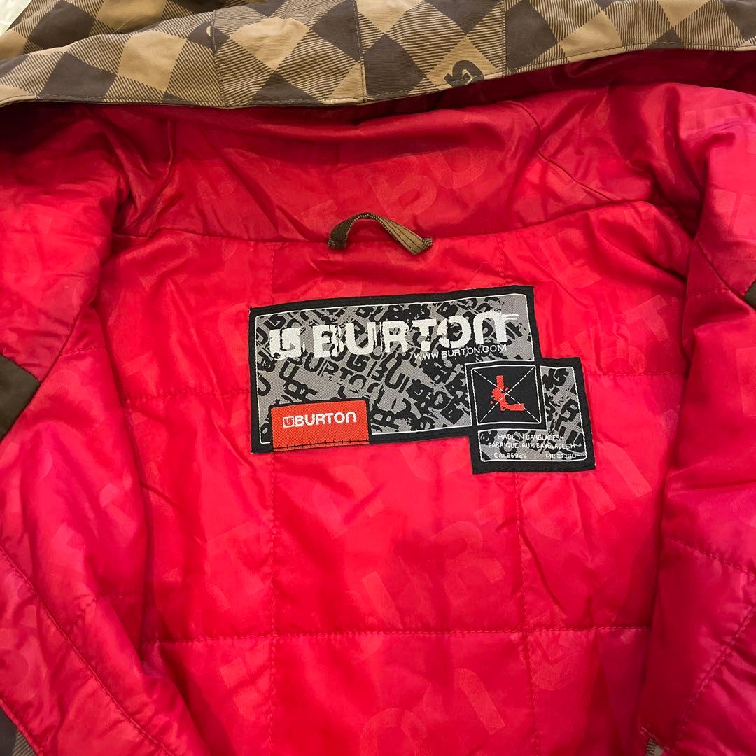 Burton スノーボードウェア 上下セット ジャケットＬサイズ パンツMサイズ