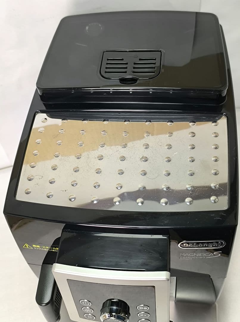 デロンギ　マグニフィカSカプチーノ　全自動コーヒーマシンECAM23260SB