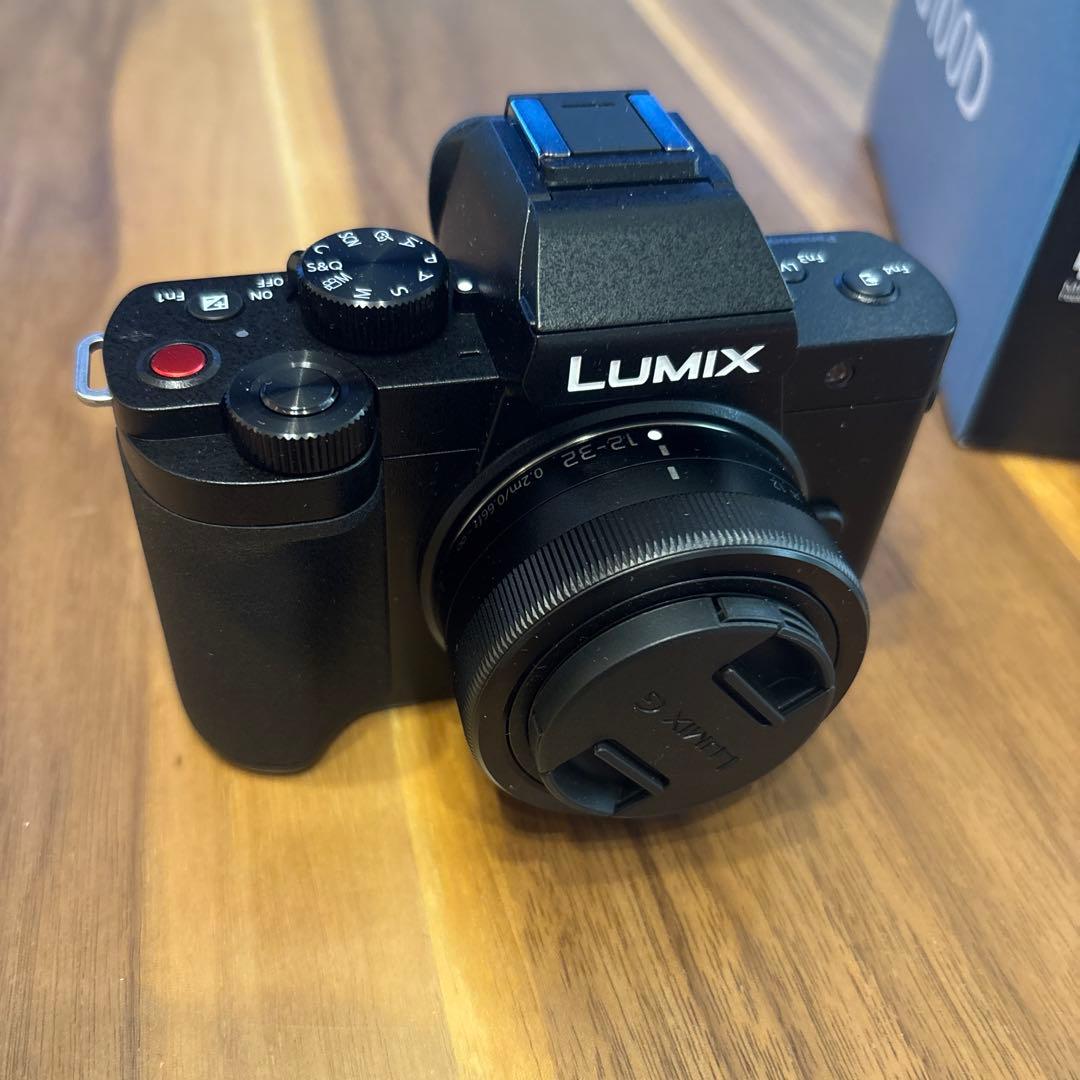 【1時間のみ使用】Panasonic Lumix G100D ミラーレス一眼