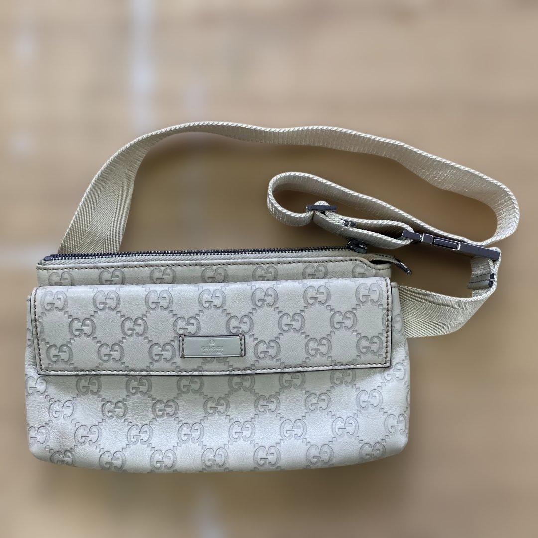 GUCCI ベージュ レザー ボディバッグ・ウエストポーチ