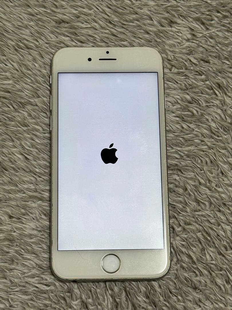 Apple iPhone 6s シルバー 本体 ジャンク品