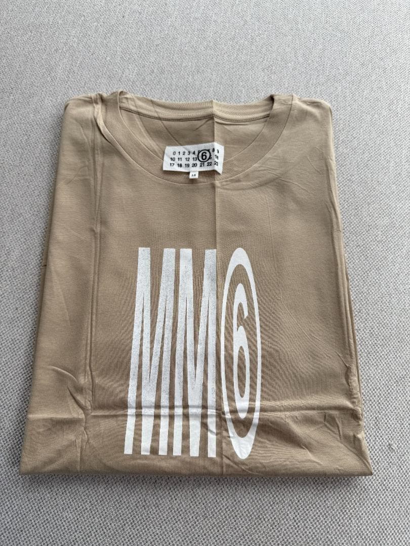 MM6 マルジェラ　ベージュ キッズTシャツ ロゴ 大人もOK！16Y