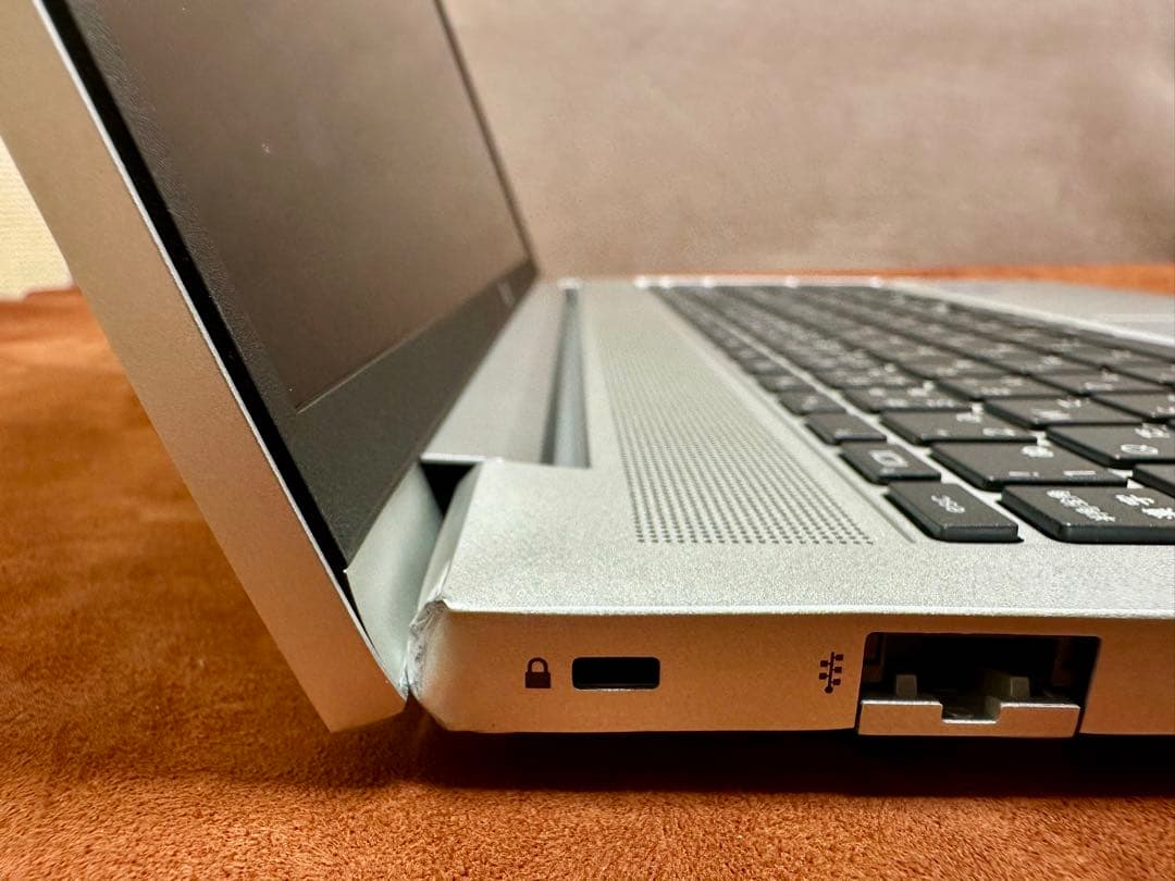 ＨＰ ProBook 450 G10 i5-1335U 16 256 15.6