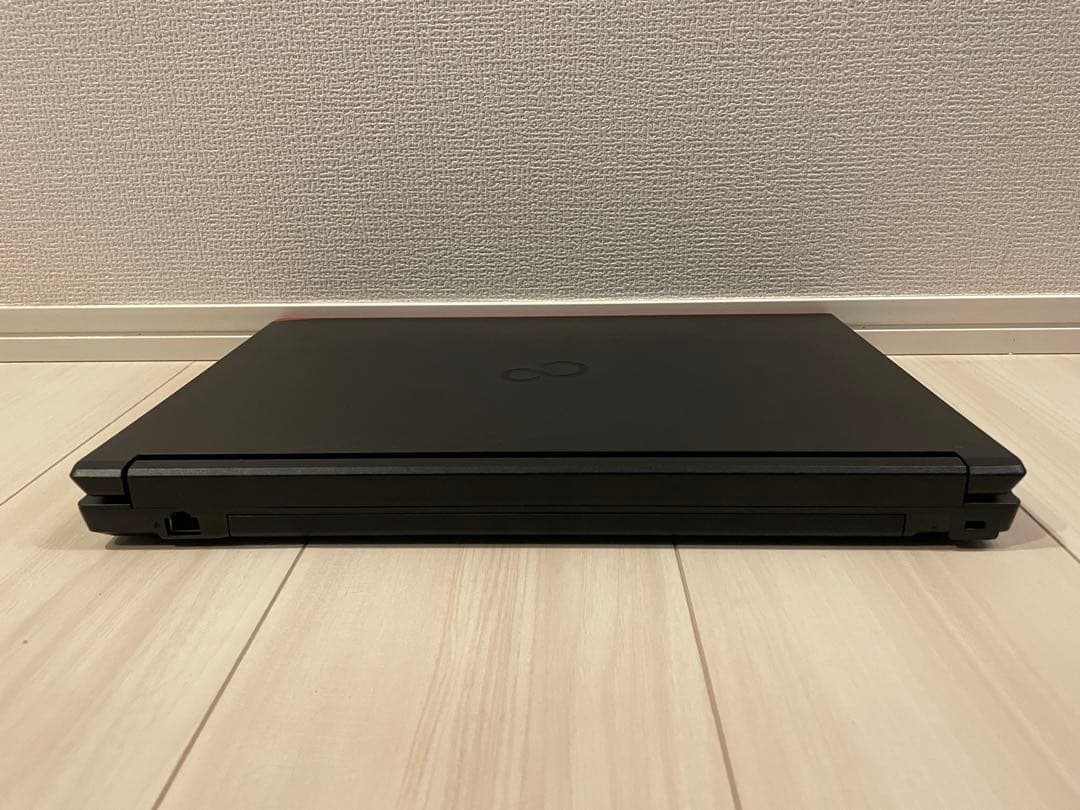 富士通 A5512/K i5 12世代 256GB Office