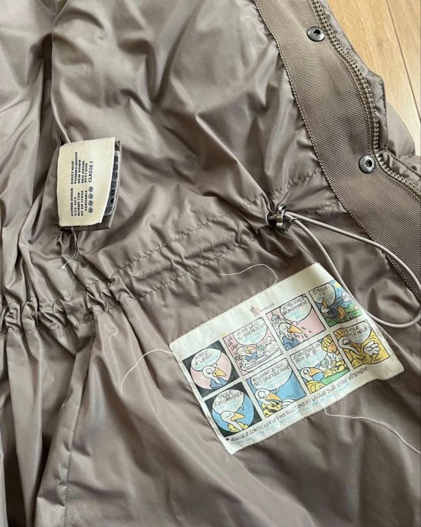 モンクレール　SERRE ダウンジャケット