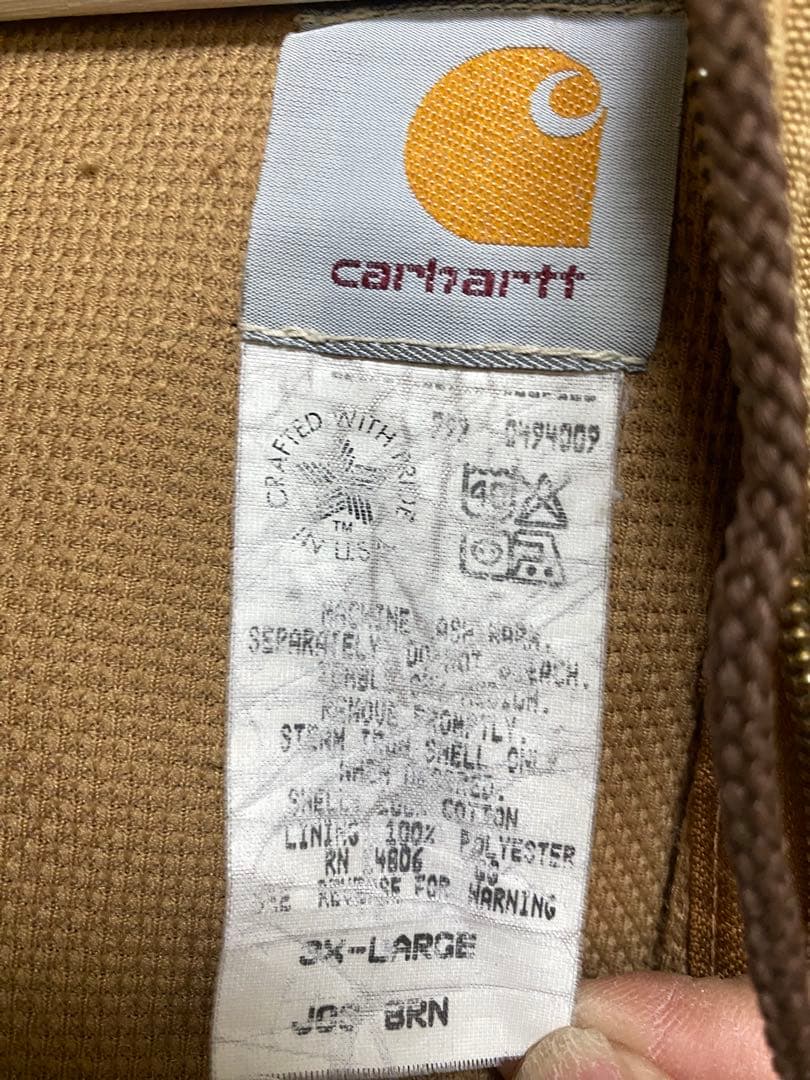 【2月末まで断捨離セール！】carhartt アクティブジャケット　USA製