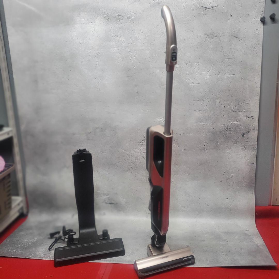 HITACHI/日立 充電式掃除機サイクロンクリーナー PV-BE700