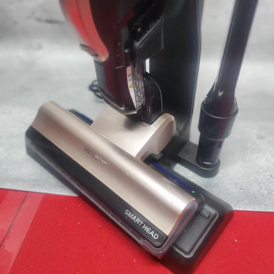 HITACHI/日立 充電式掃除機サイクロンクリーナー PV-BE700