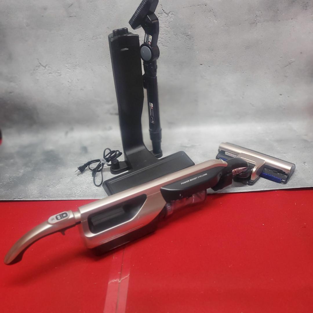 HITACHI/日立 充電式掃除機サイクロンクリーナー PV-BE700