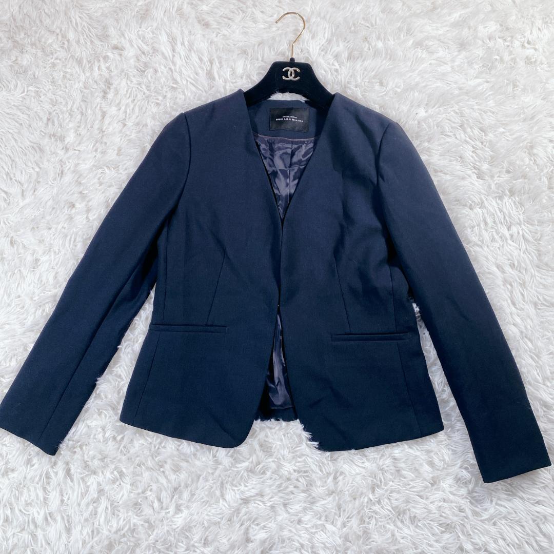 美品 グリーンレーベルリラクシング ノーカラーレディース スーツ 2ピース