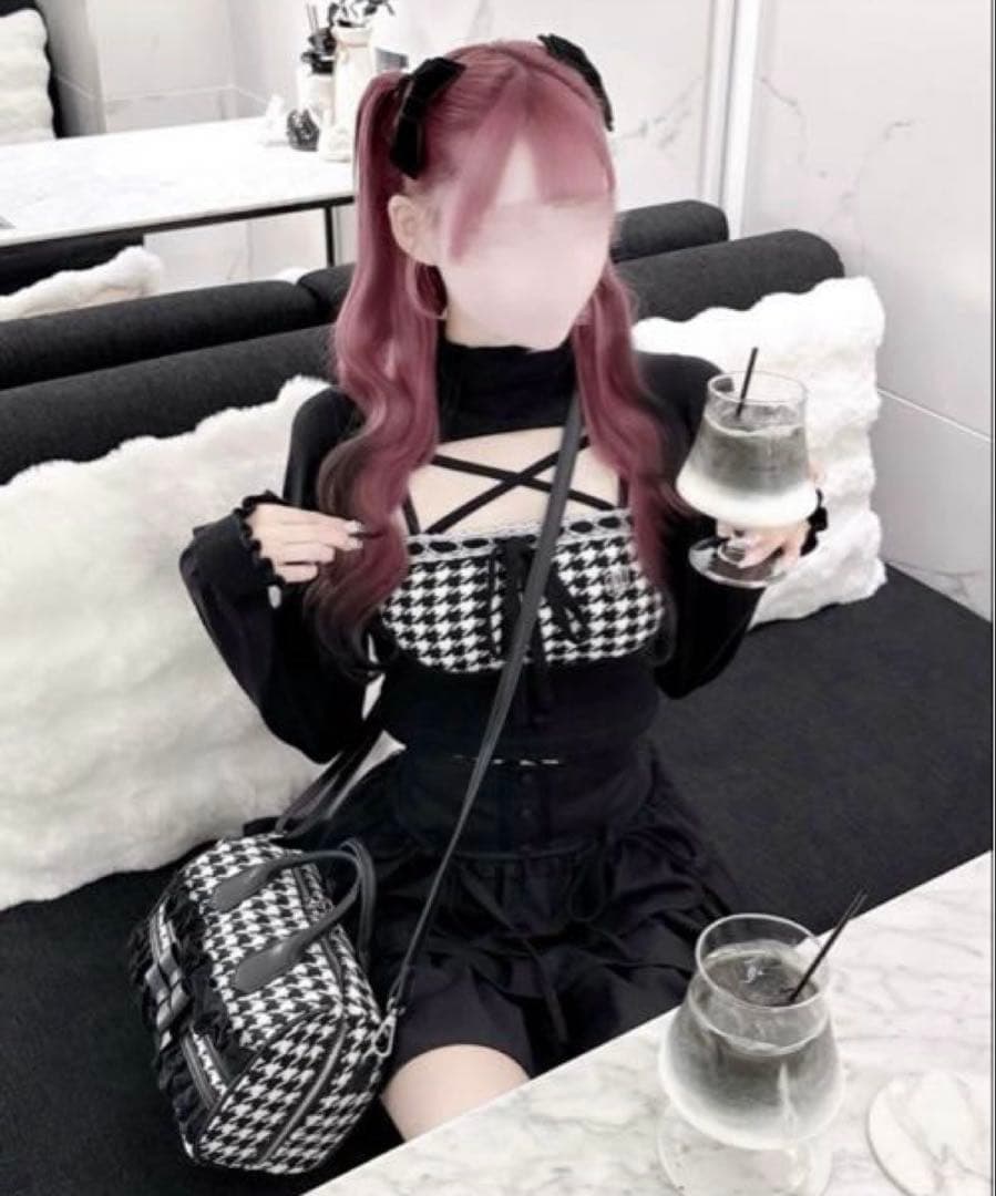 チェック柄長袖ニットトップス