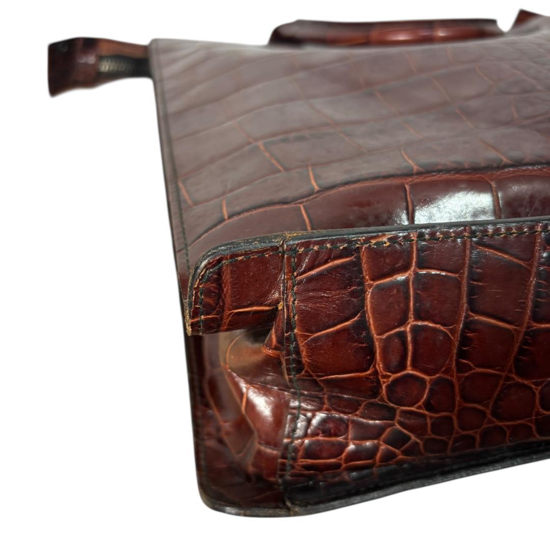 FURLA　vomo クロコ型押し トートバッグ 大容量 ボルドー　フルラ