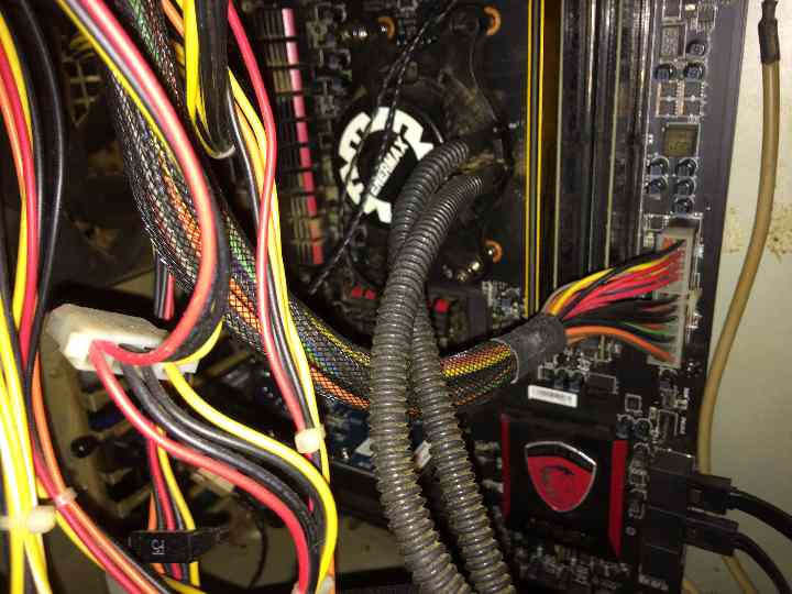 デスクトップＰＣ（中古）AMD8core　動作確認済