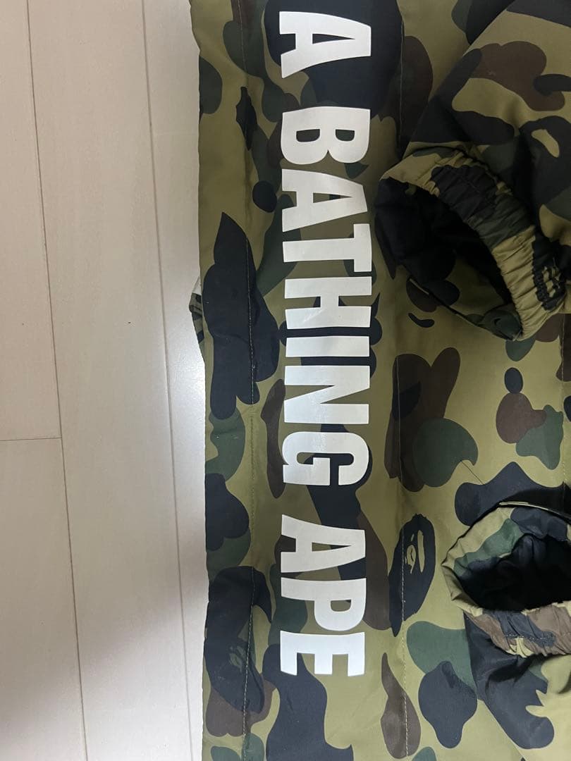 A BATHING APE 迷彩 ダウンジャケット
