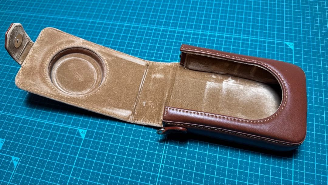 ライカ LEICA D-LUX4 デジタルカメラ レザーケース付