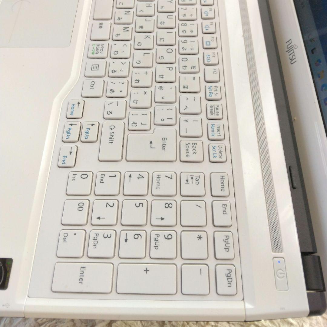 千42 超特価 初期設定すみメモリ8GB カメラ Office ノートパソコン