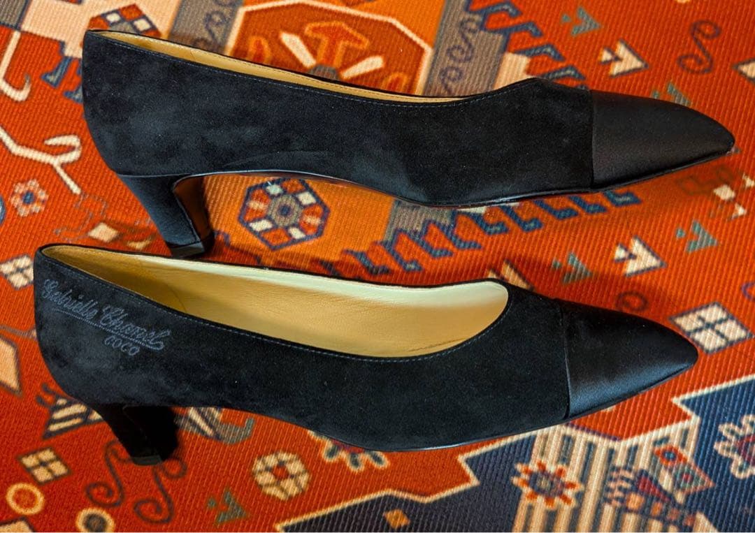 CHANEL スエード　パンプス　37.5 黒