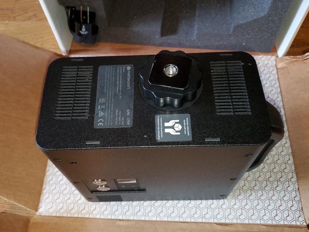 Matterport MC200 ３Dスキャンカメラ