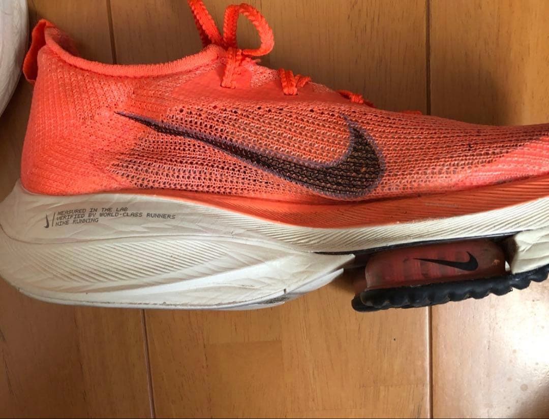 美品！　NIKE AIR ZOOM ALPHAFLY NEXT% 25㎝