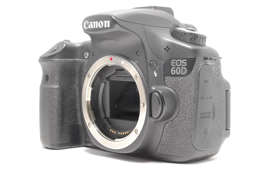 【使用感少美品】Canon EOS 60D　スマホ転送　自撮り　写真も動画もOK