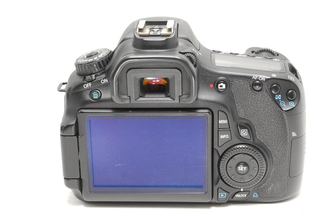 【使用感少美品】Canon EOS 60D　スマホ転送　自撮り　写真も動画もOK