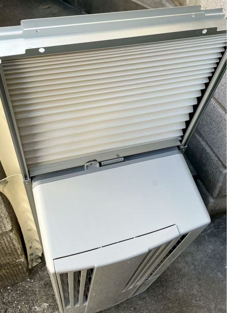 コロナルームエアコンウインド形冷房専用CW-16A2021年窓枠付きリモコン無し