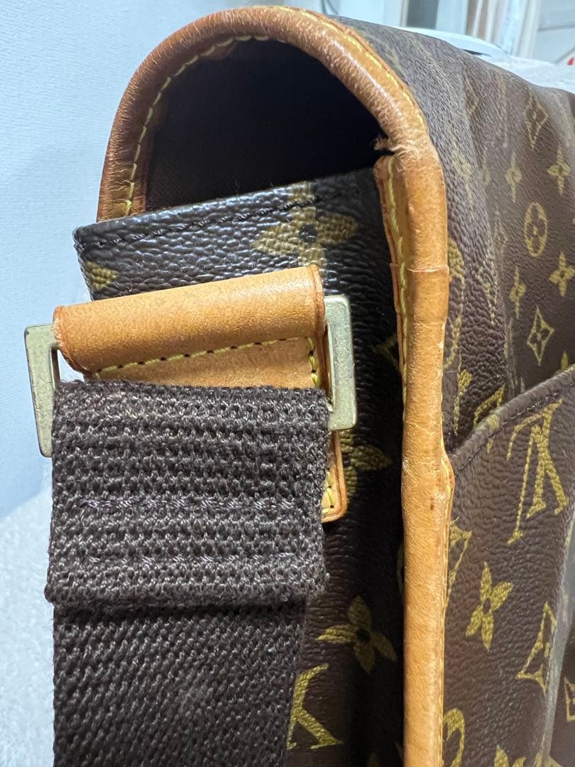 LV ルイヴィトン モノグラム アベス メッセンジャーバッグ