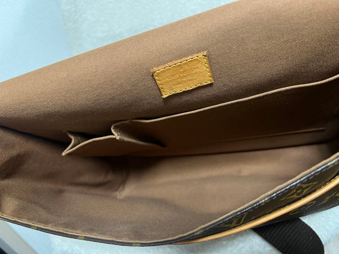 LV ルイヴィトン モノグラム アベス メッセンジャーバッグ