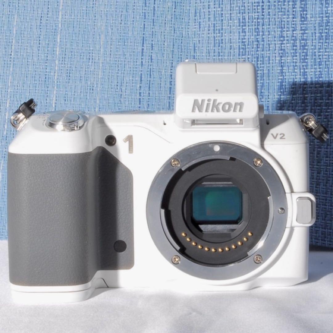 ♥️描写力抜群♥️ニコン Nikon 1 V2 標準レンズセット 32GBカード