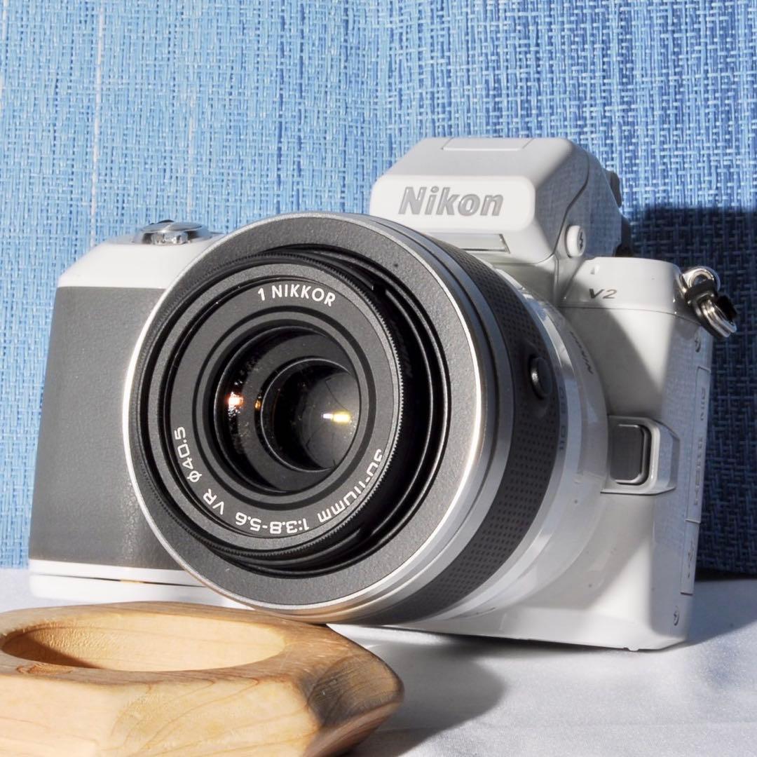 ♥️描写力抜群♥️ニコン Nikon 1 V2 標準レンズセット 32GBカード