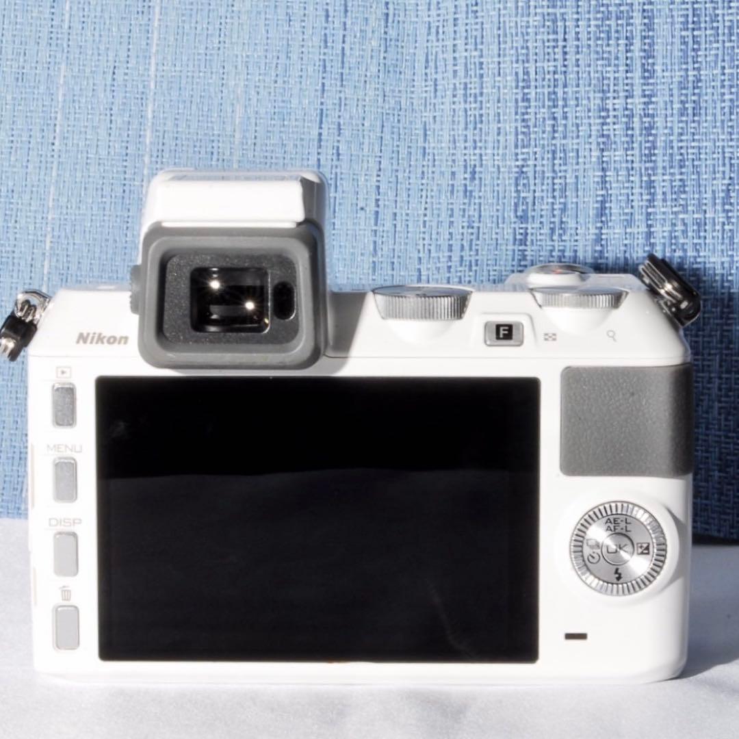 ♥️描写力抜群♥️ニコン Nikon 1 V2 標準レンズセット 32GBカード