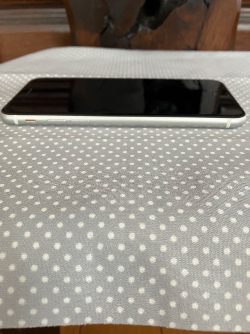 Apple iPhone SE (第2世代) ホワイト 128G 初期化済