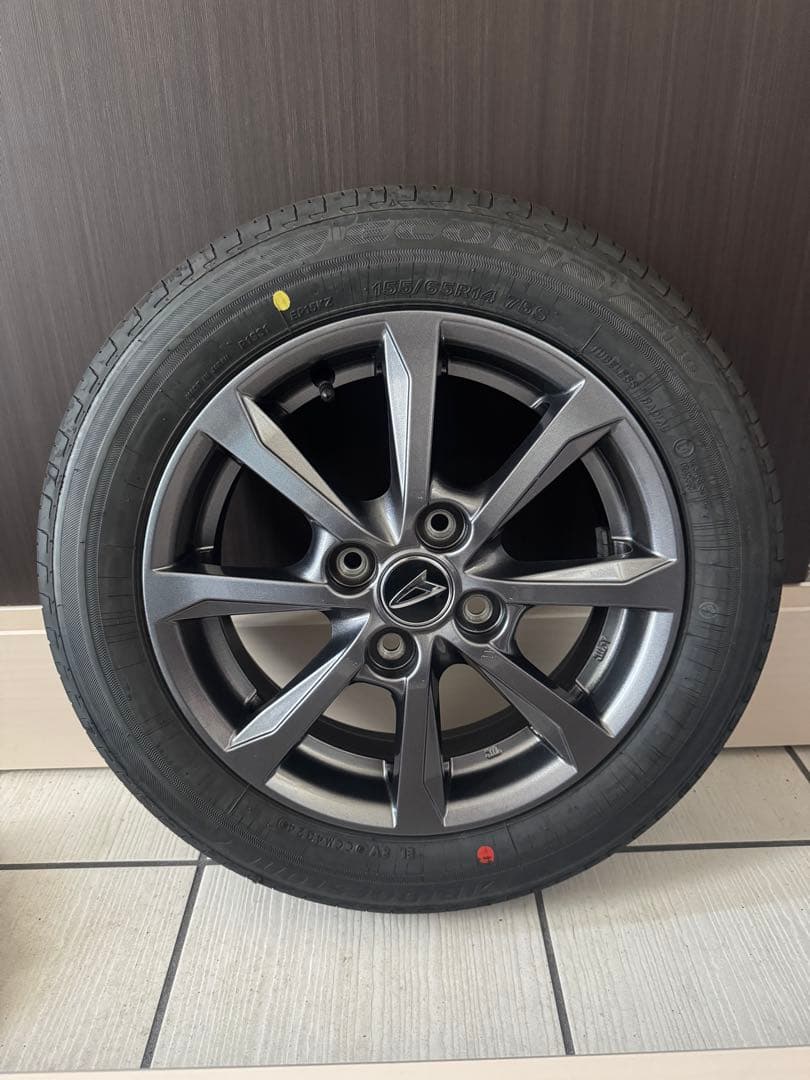 ダイハツ　タントファンクロス　純正ホイール　14インチ