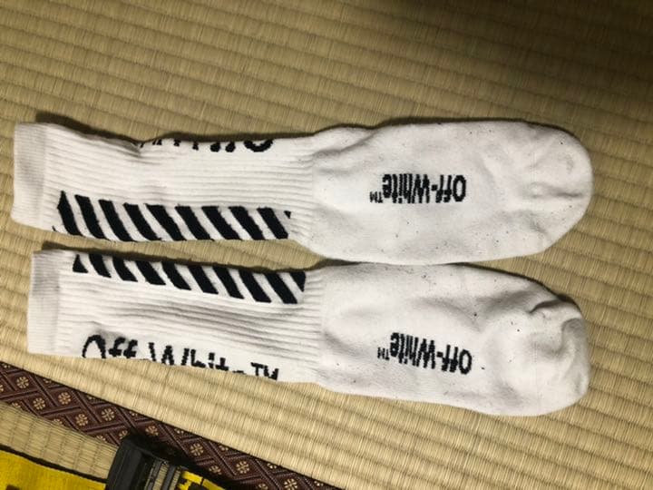その他 off-white