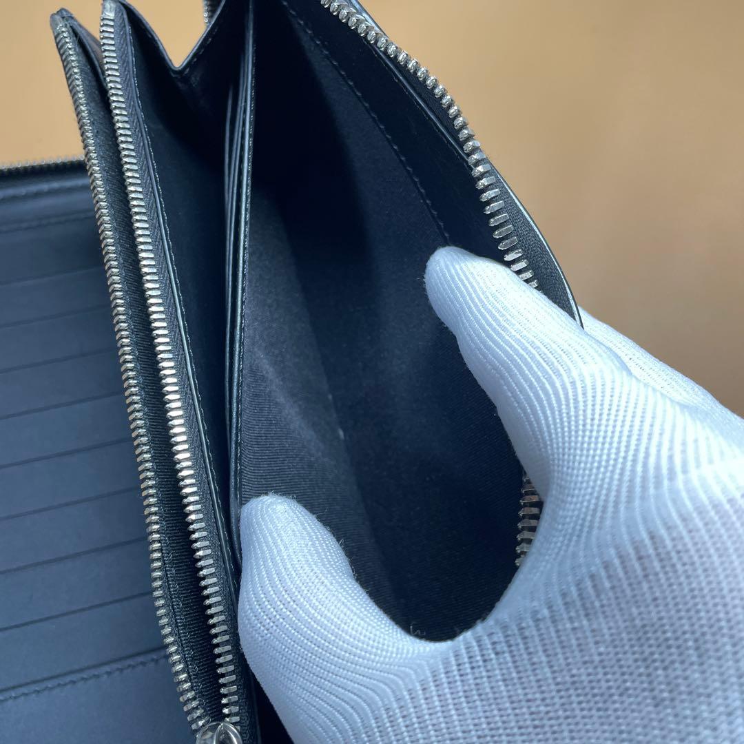 バーバリー　オーガナイザー　ラウンドファスナー