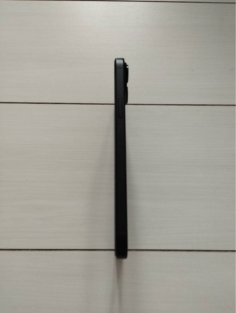 iPhone15 Plus 128GB ブラック　新品ガラスフィルム３枚付