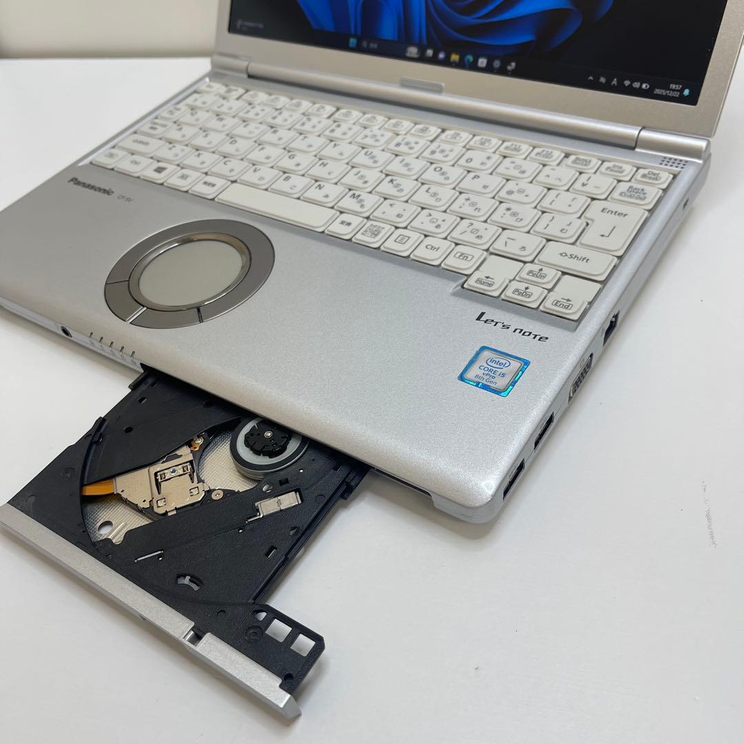 #654 パナソニック CFSV7-3 i5-8350U 8GB SSD256G