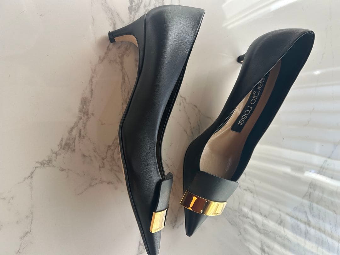 Sergio Rossi ブラック ポインテッドトゥパンプス 36 sr1